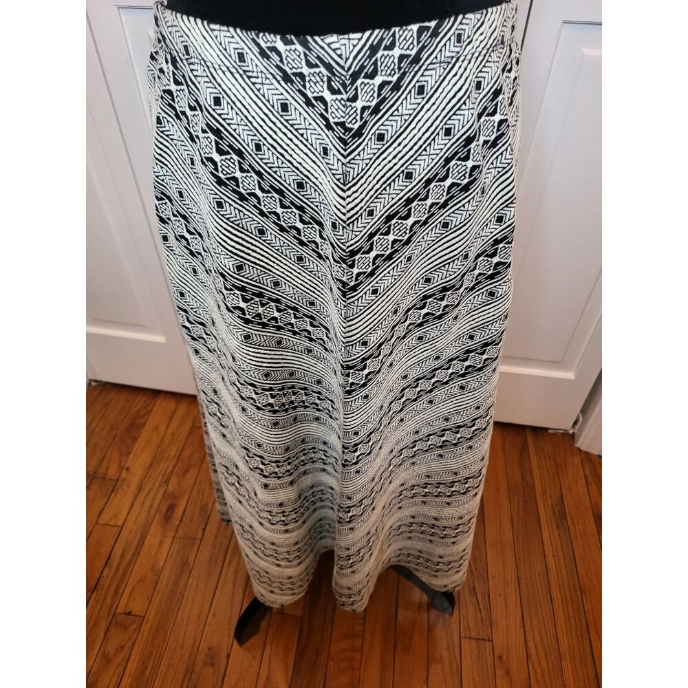 Black/White Geometric Print Stretch ALine Midi Skirt Cato S Boho Hippie Teacher